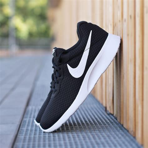 nike schuhe herren berlin|nike turnschuhe herren.